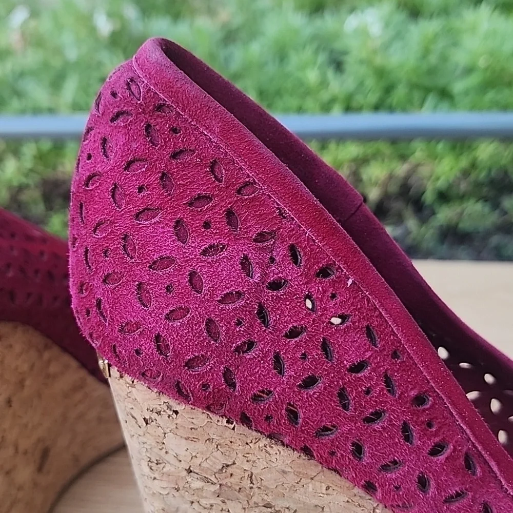 JIMMY CHOO 'PAPINA' BERRY WINE SUEDE CORK WEDGE Size 40